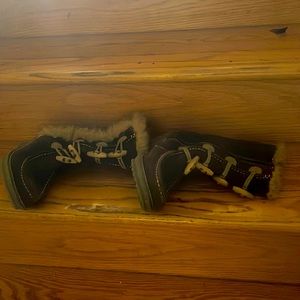 I got it from a friend’s friend.  It’s too high & wrong side too.